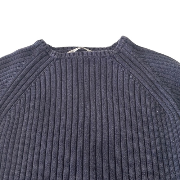 Vintage 2001 Tommy Hilfiger. Navy Small. Women. Sweater - Picture 3 of 7
